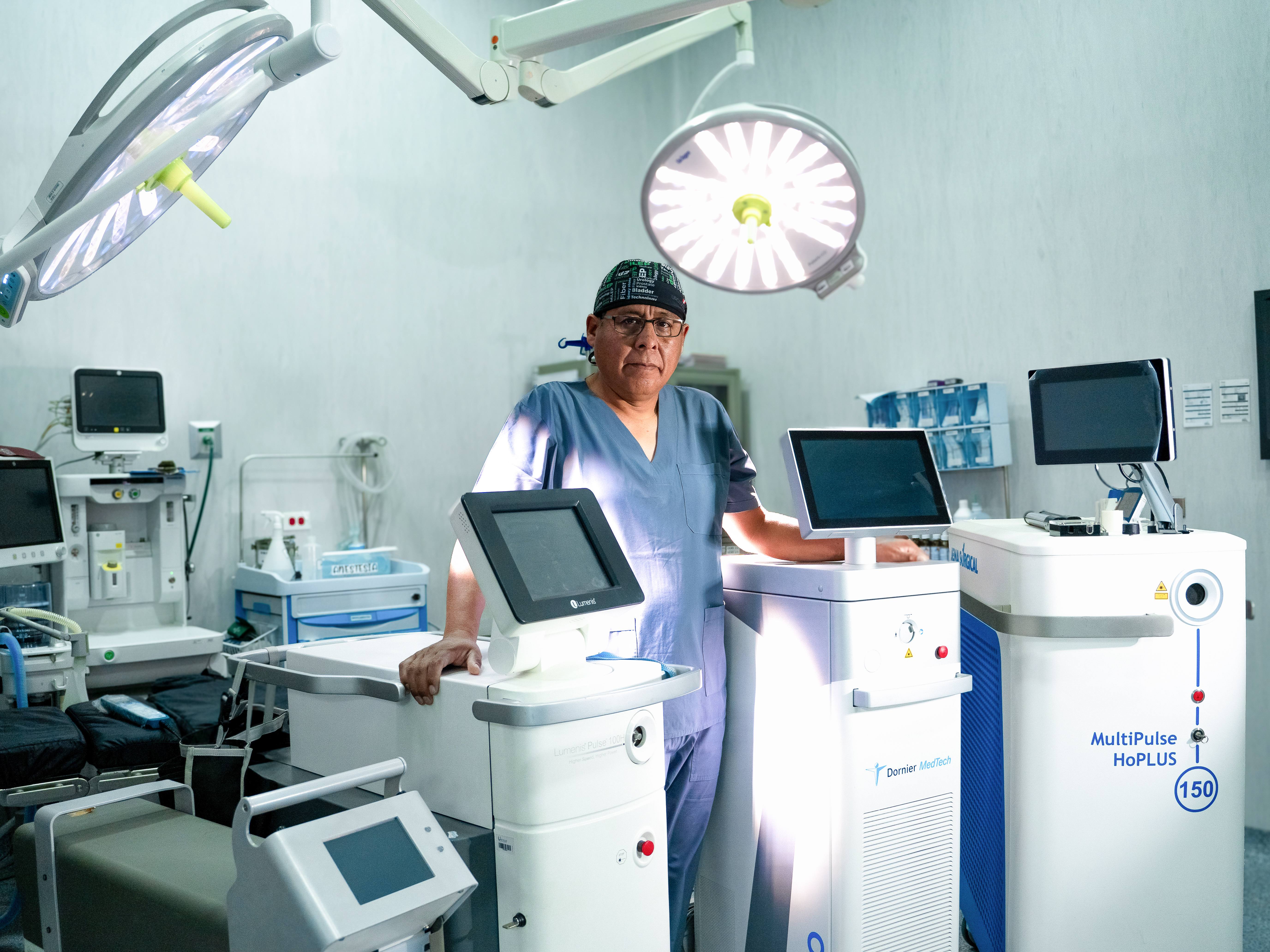 Dr. Alejandro Escalante